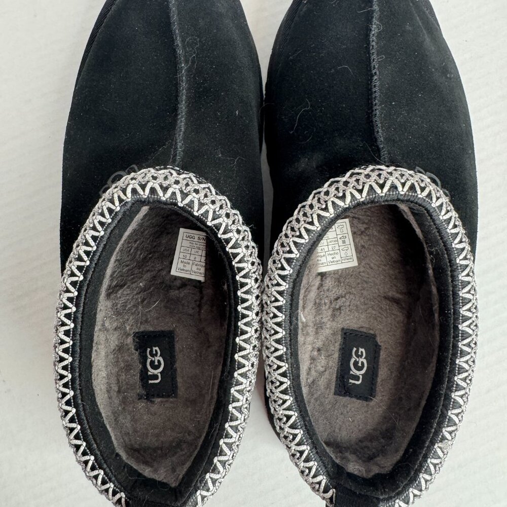 UGG Clogs - Picture 5 of 6